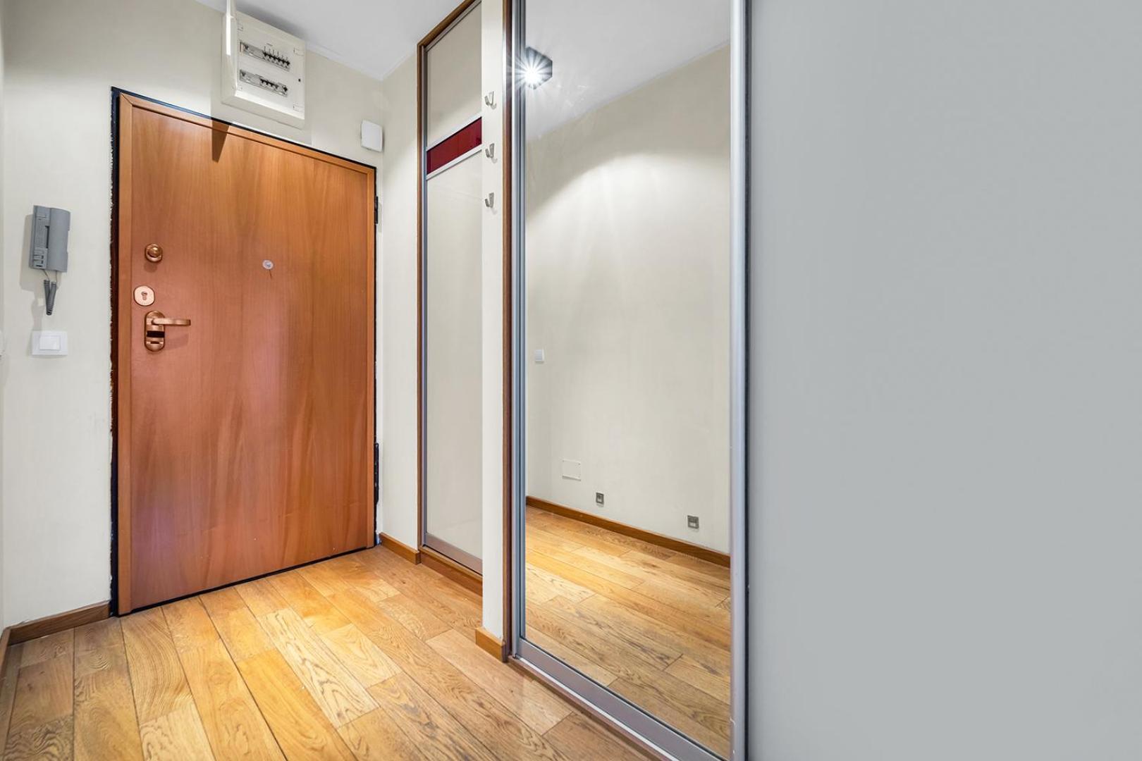 Wola Tower - 60M2, Balcony With City View, Parks Nearby - By Rentujemy Warsaw Ngoại thất bức ảnh